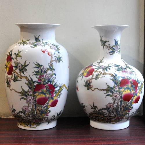 Пара фарфоровых ваз с персиками (170030), рис. 0